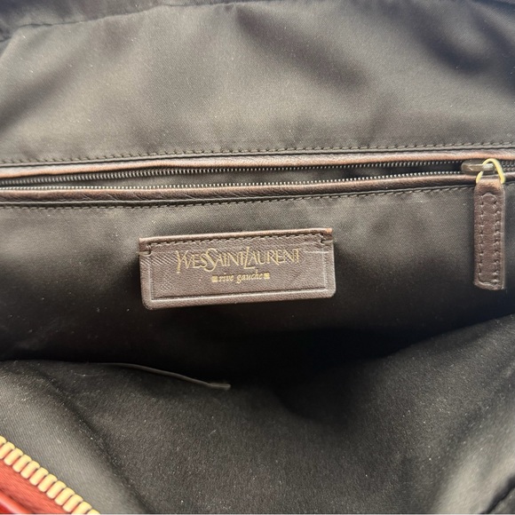 Yves Saint Laurent MUSE LEATHER SHOULDER BAG – BRICK RED - Picture 8 of 10